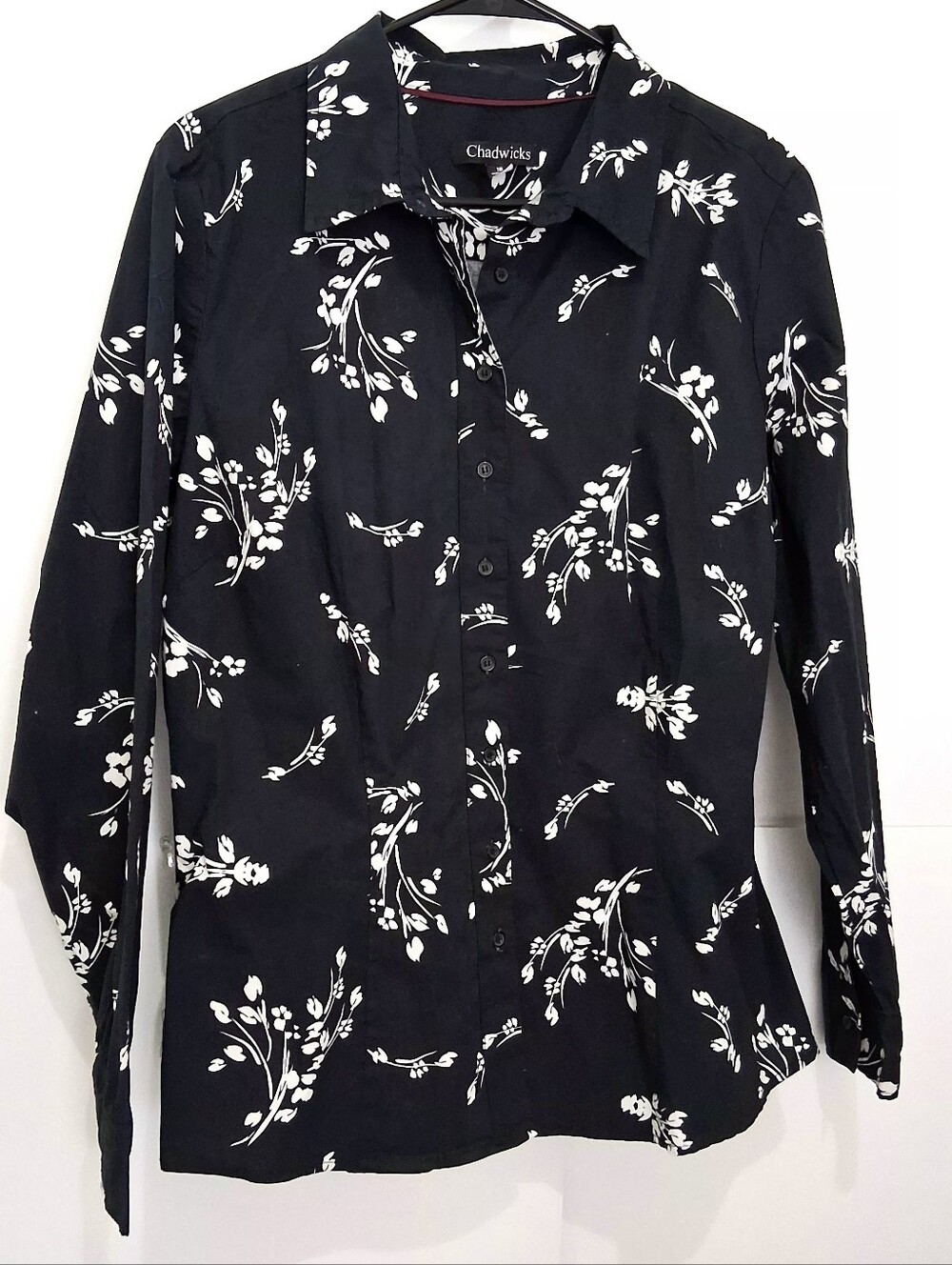 CHADWICKS Black Button-Down Shirt with White Floral Print Size 18 FIT 1X